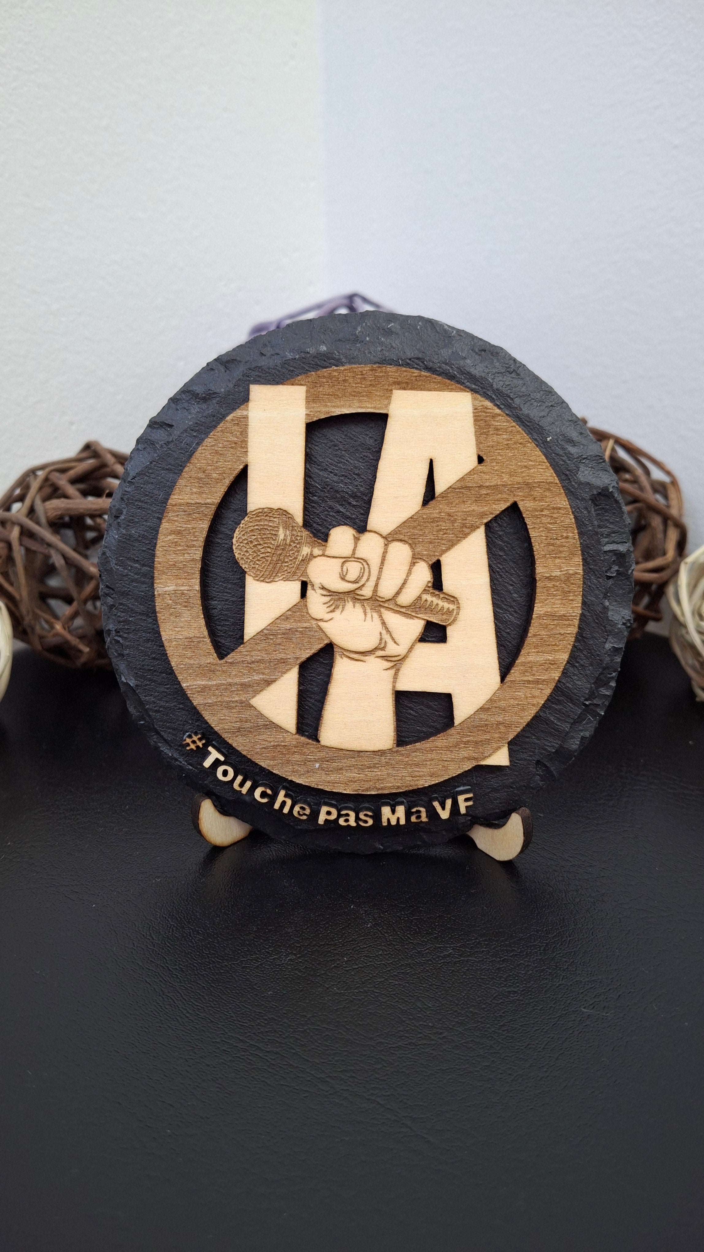 Touche pas ma VF