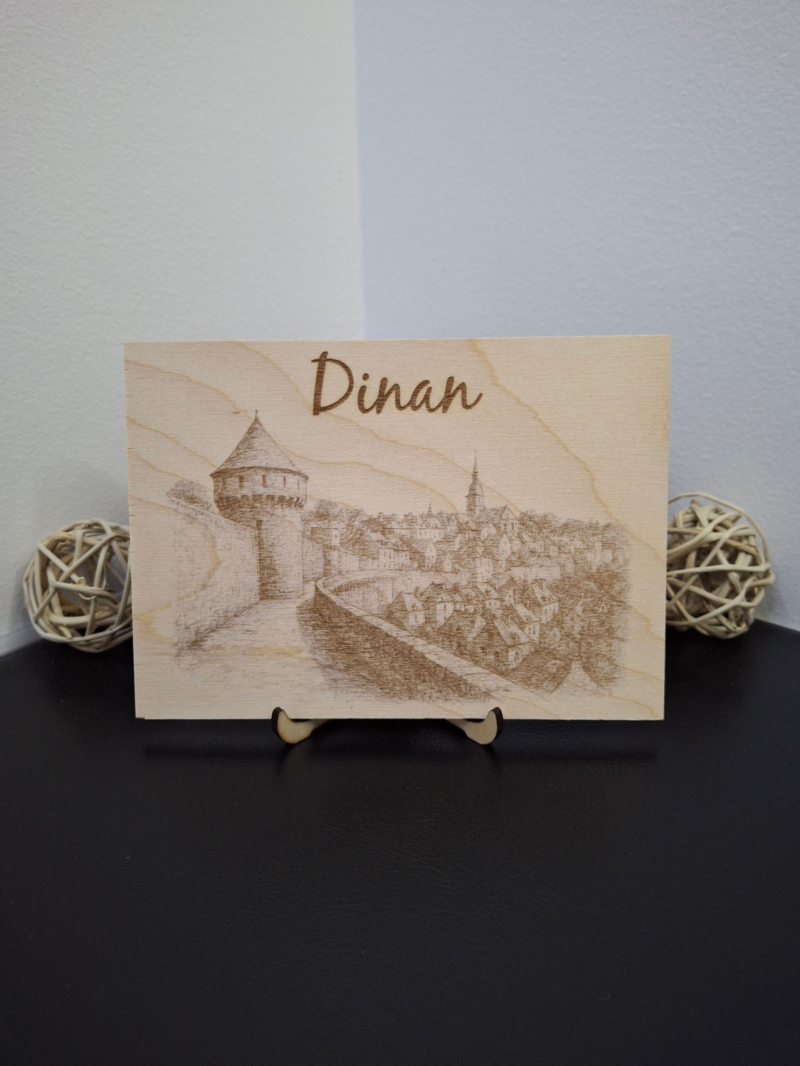 Carte postale en bois