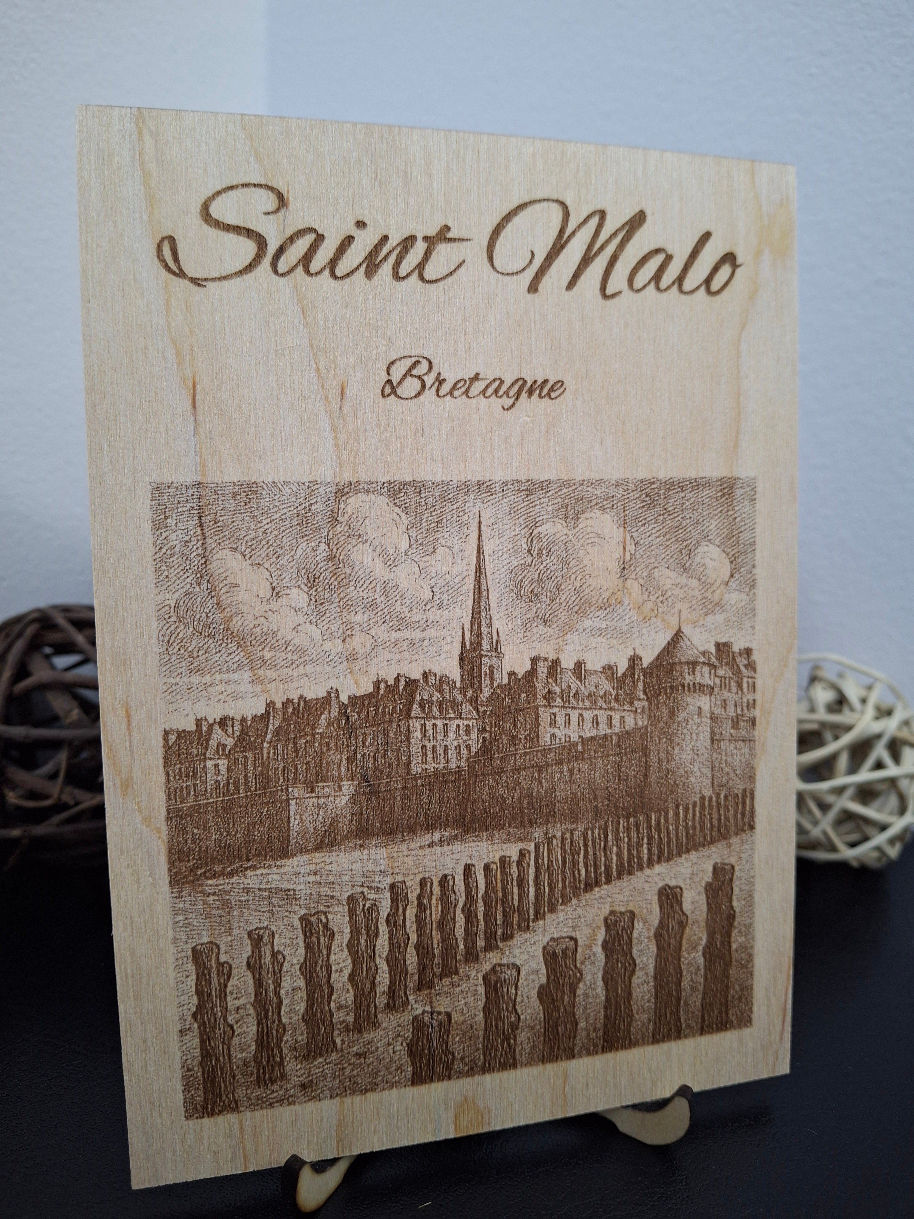 Carte postale en bois