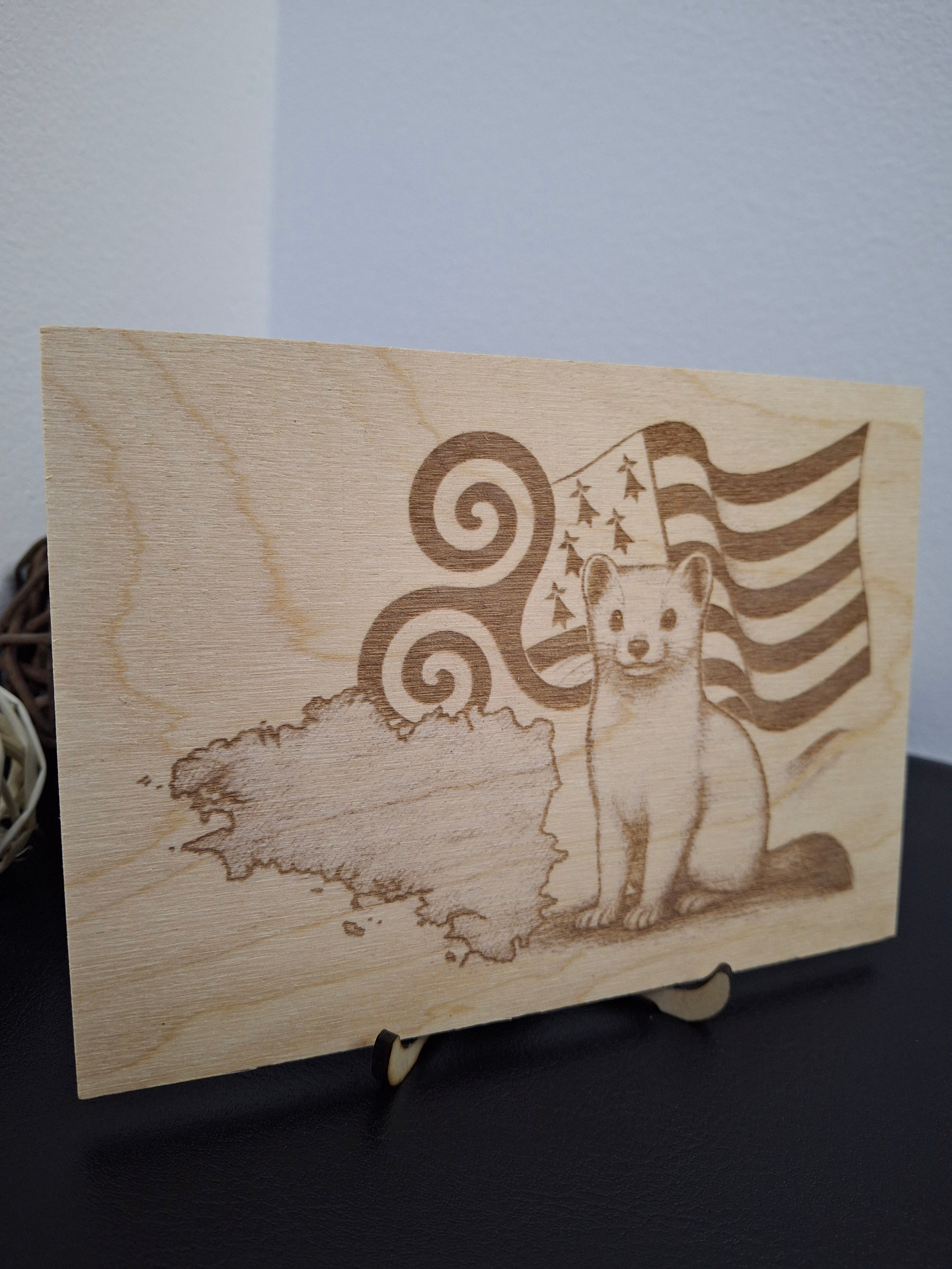 Carte postale en bois