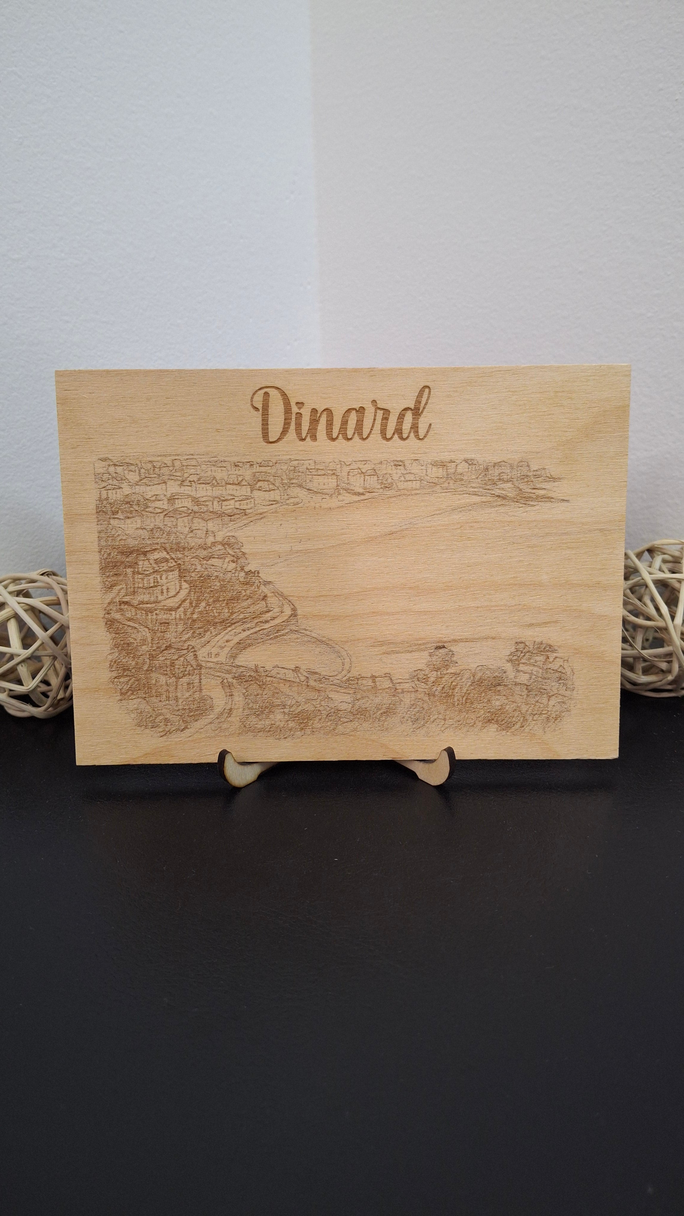 Carte postale en bois