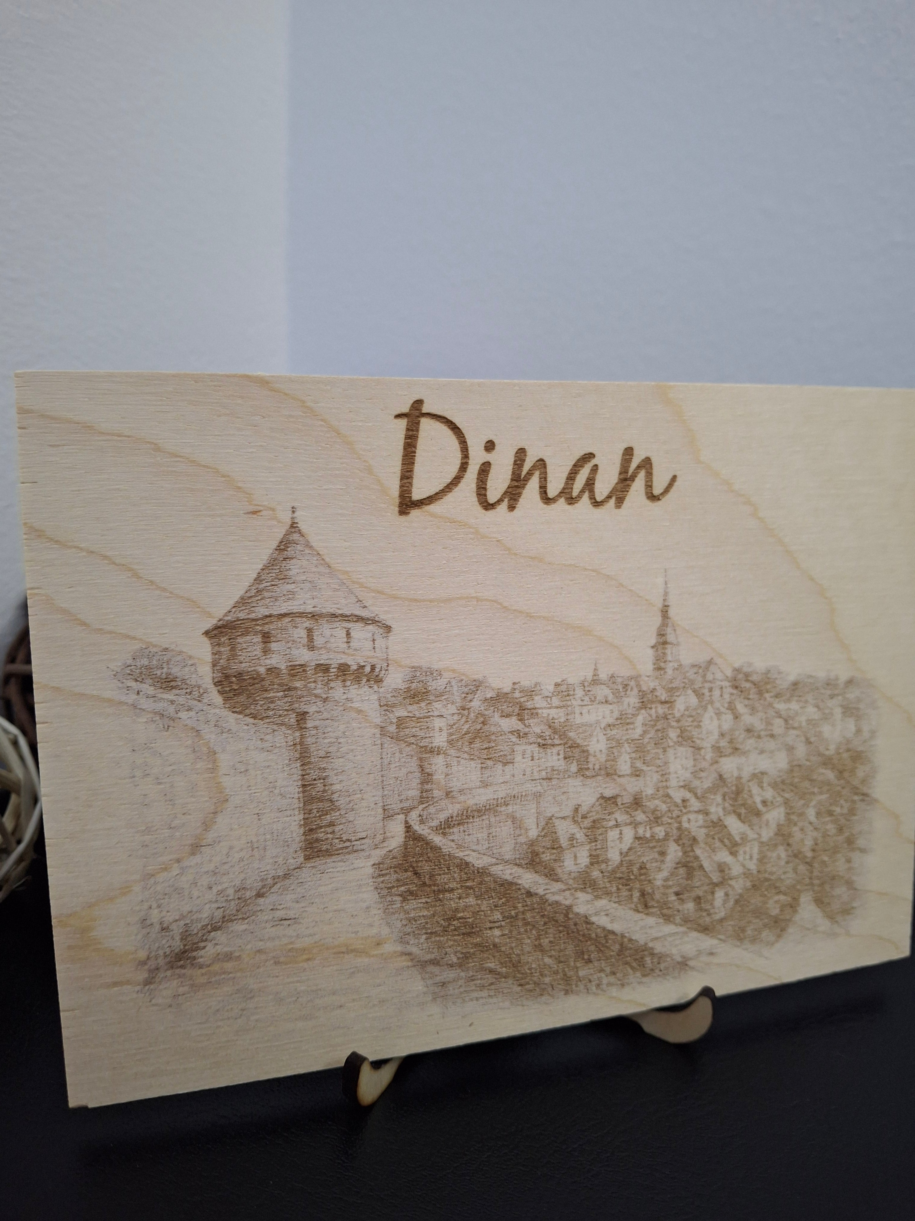 Carte postale en bois